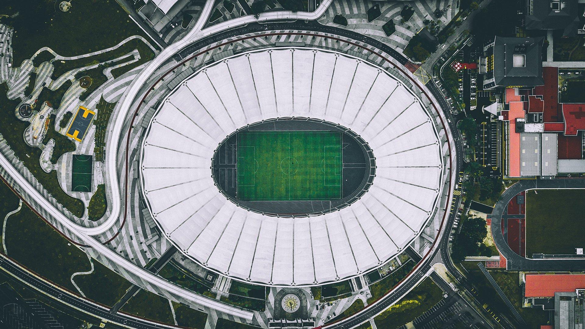 FC25冬野卡震撼上线，哈兰德改踢中卫，大罗传奇回归，维尼修斯与德容领衔新阵容