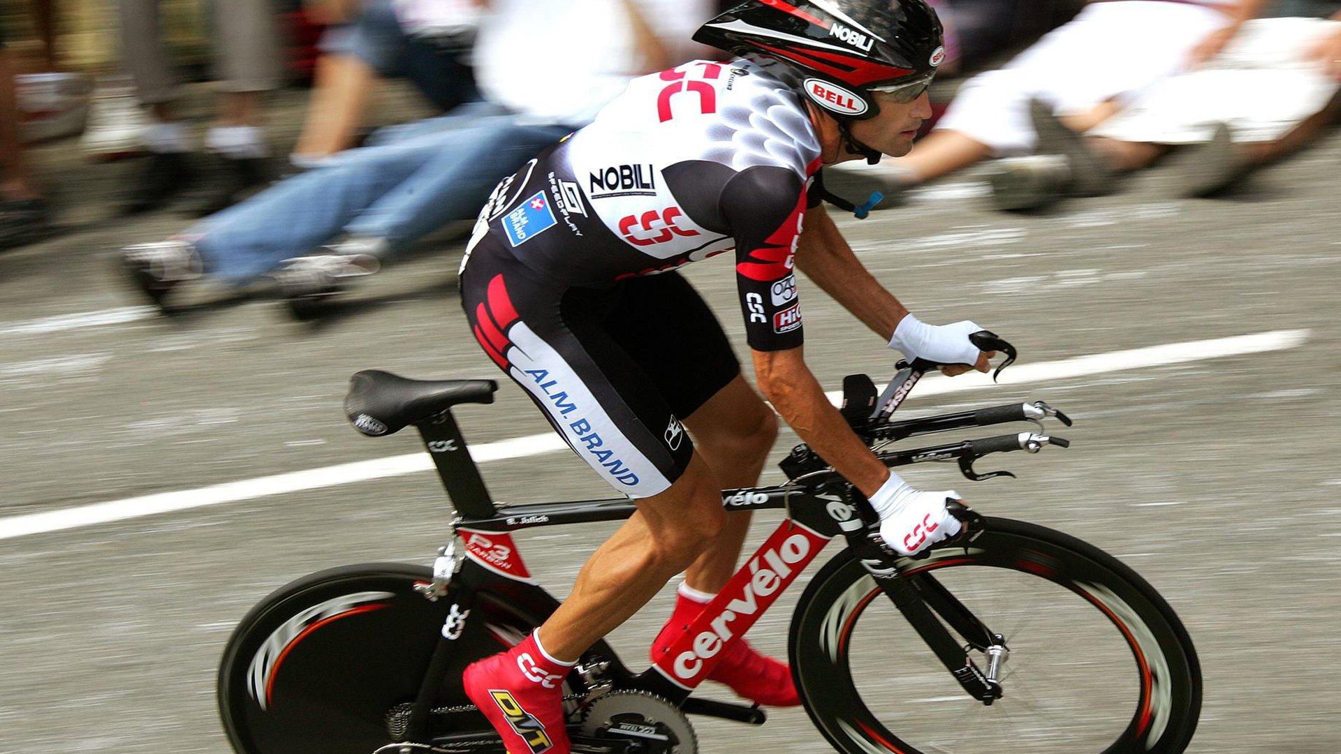 罗伯逊盛赞非凡天才布拉德利,红军力克强敌夺下至关重要三分