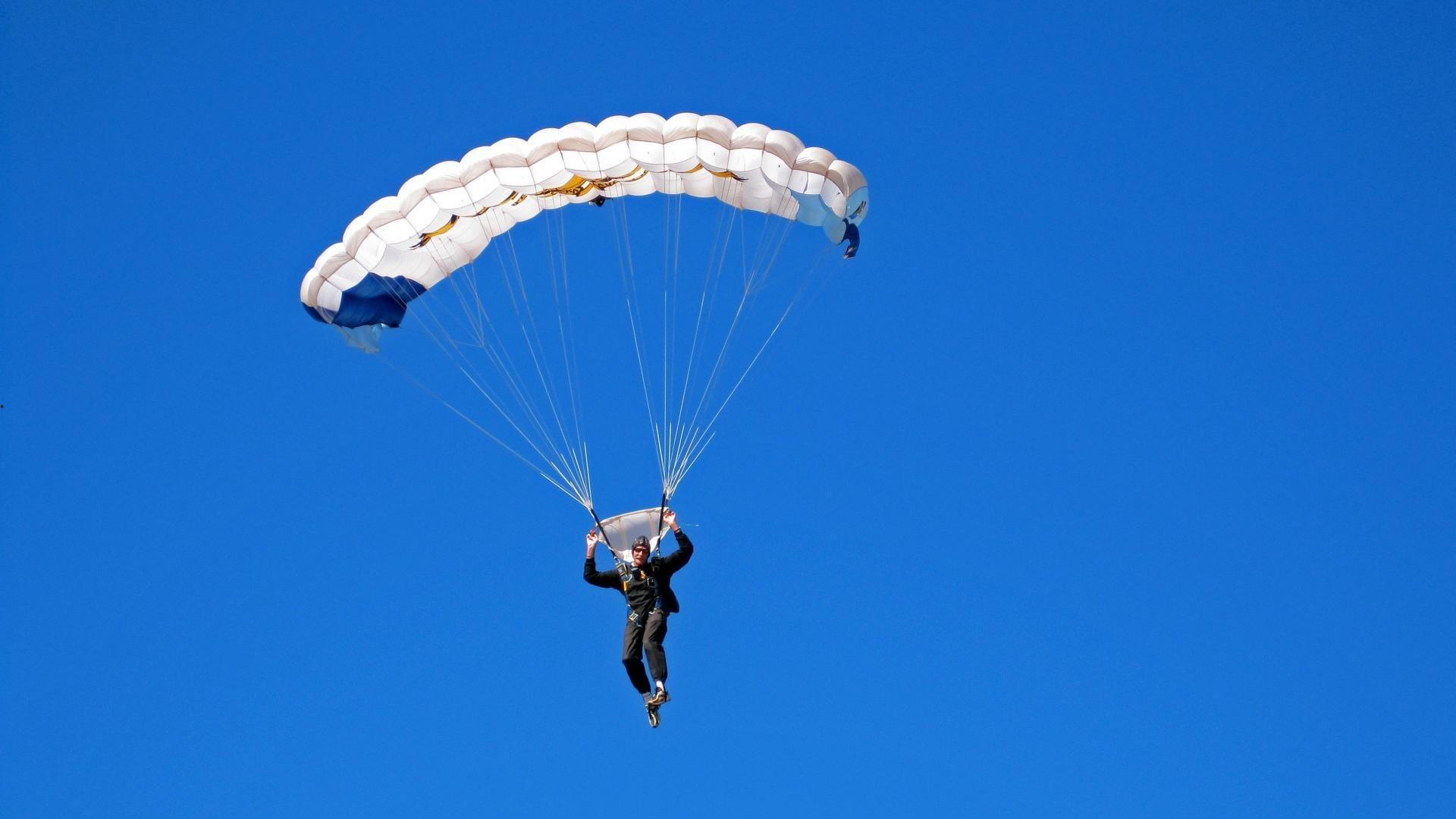 荣耀之巅，中国DOTA战队以半壁江山铸就TI奖金王朝，统治力背后的电竞传奇